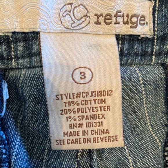 Refuge, pinstripe jean shorts - Picture 3 of 3